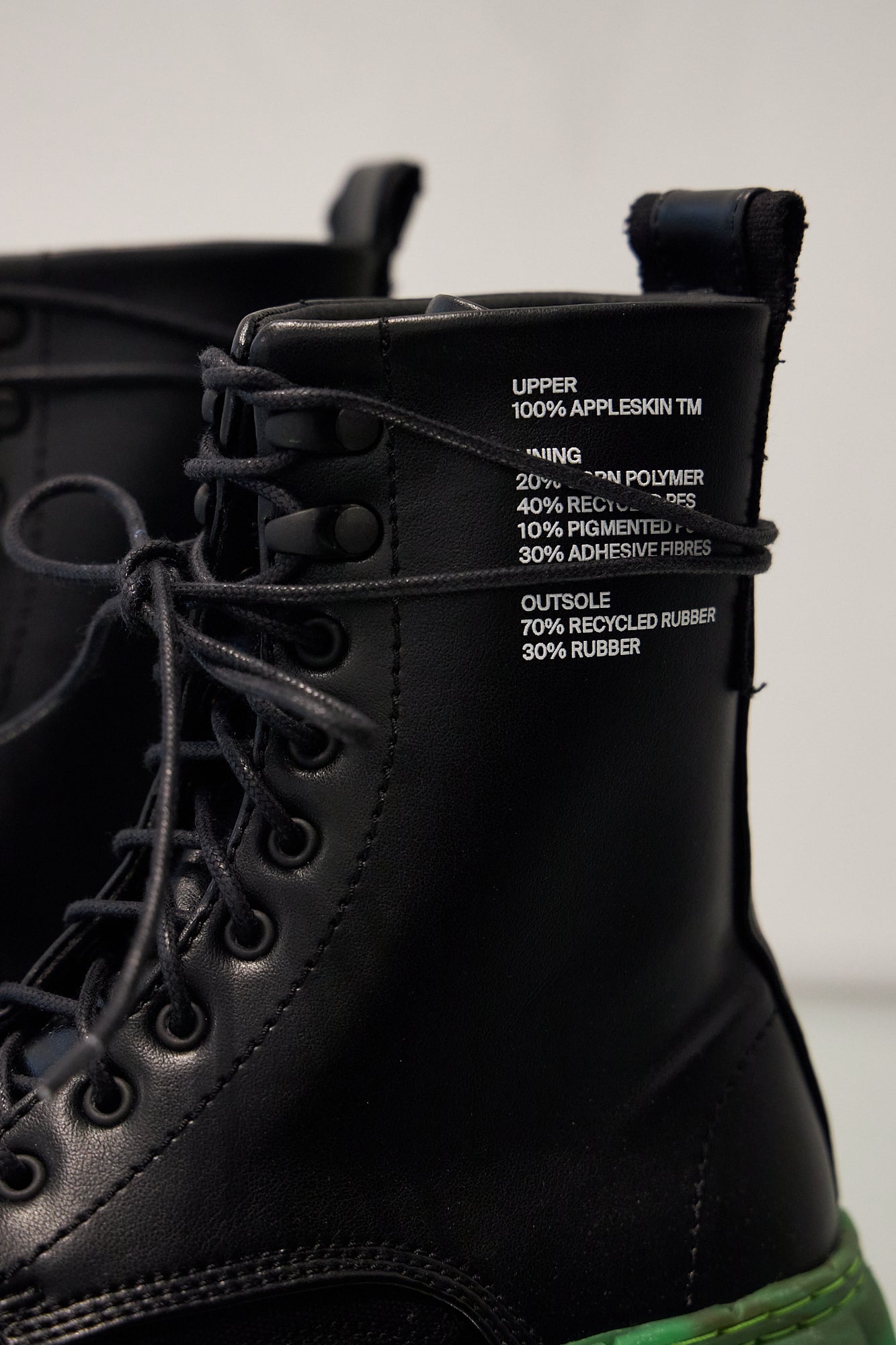 Virón 1992 Black Apple Boot | wasted hour concept store – wasted hour -  concept store