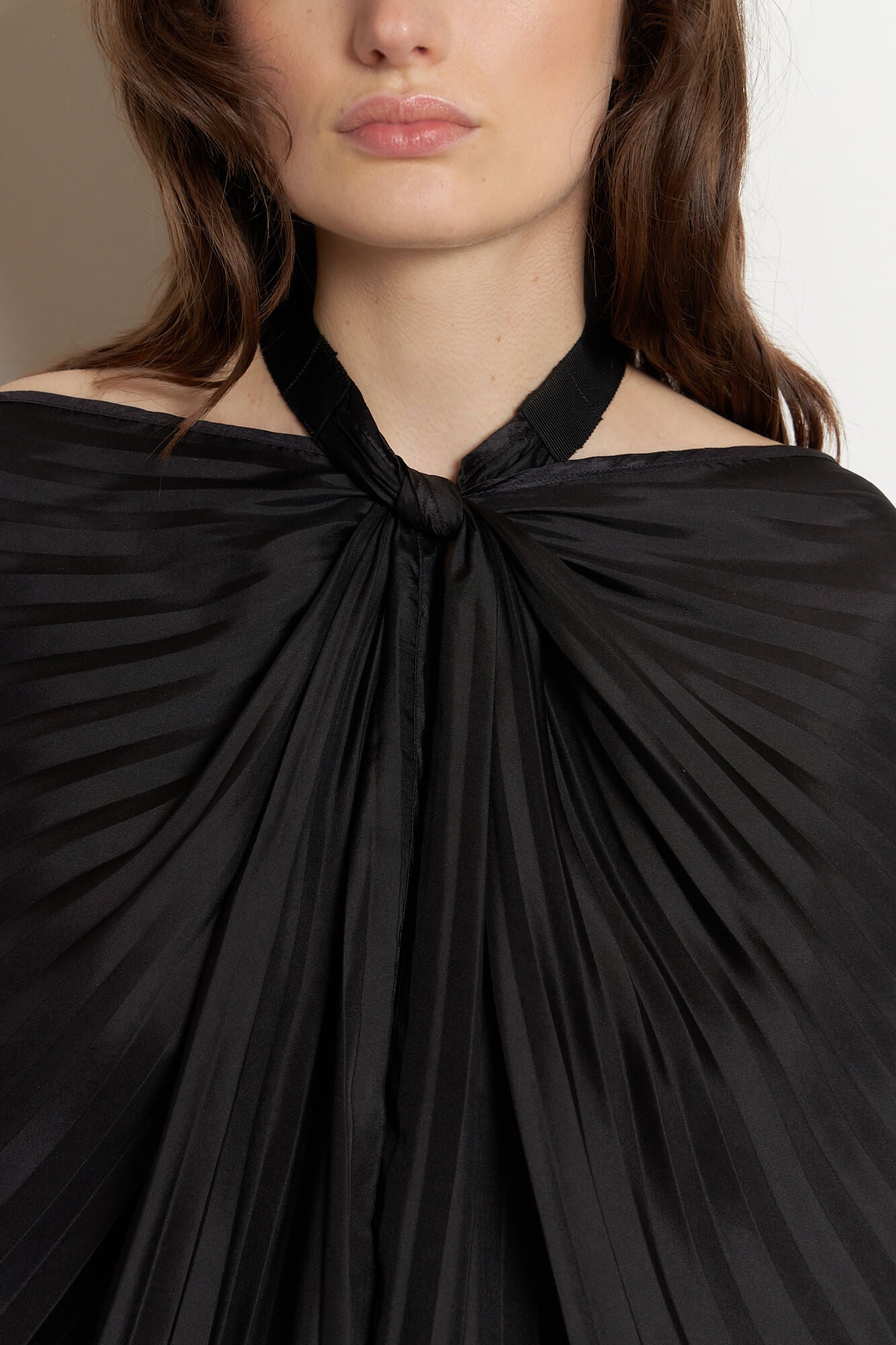 Silk Pleated Knot Top Black